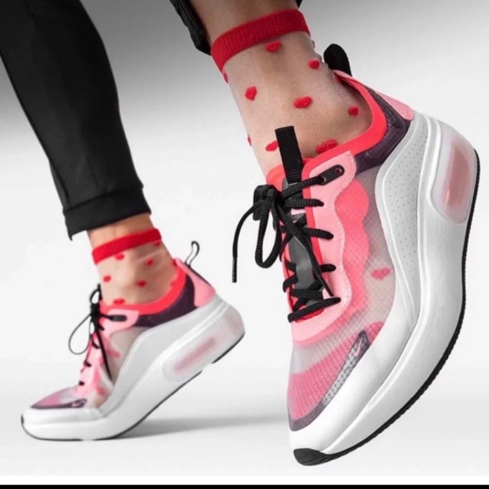 Women's Nike Air Max Dia SE Flash Crimson